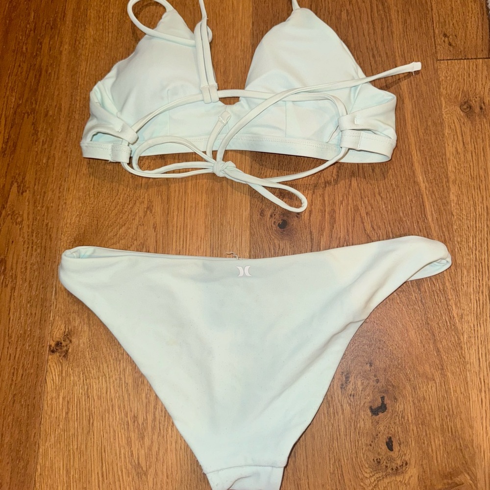 Mint green swimsuit - Picture 2 of 4